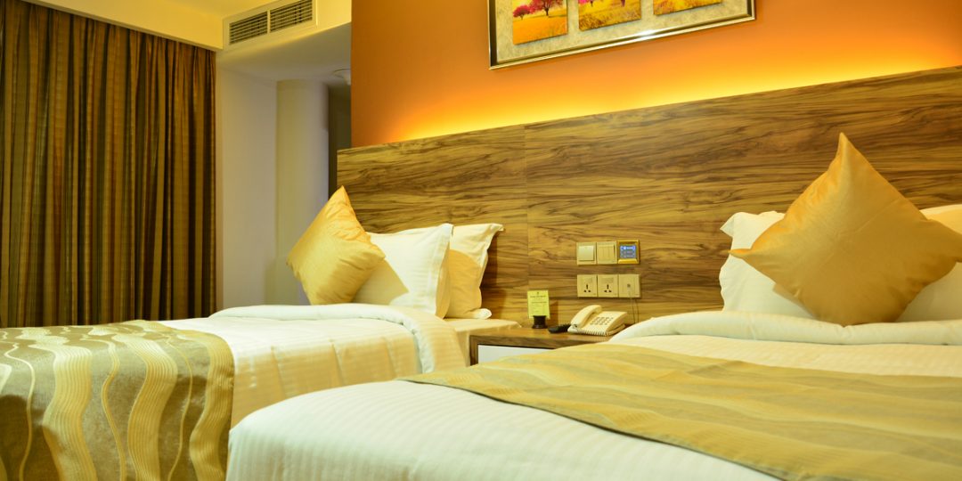 https://pearlgrouphotels.com/wp-content/uploads/2016/07/best_hotel_in_srilanka_Twin_Room_6-1080x540.jpg